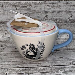 NWT 2024 Rae Dunn X Disney ALICE IN WONDERLAND Nesting Measuring Cups